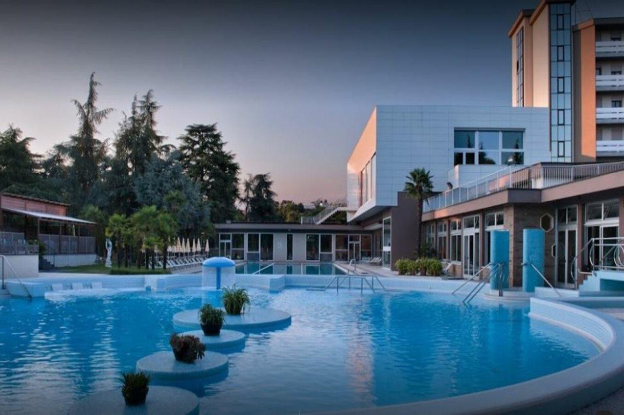 Continental Terme Hotel Montegrotto Terme Buitenkant foto