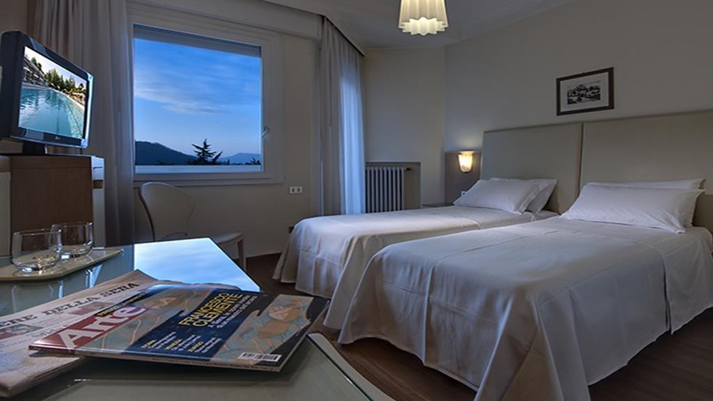 Continental Terme Hotel Montegrotto Terme Buitenkant foto